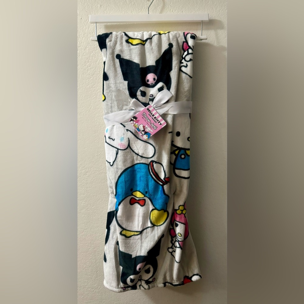 Hello kitty New throw blanket